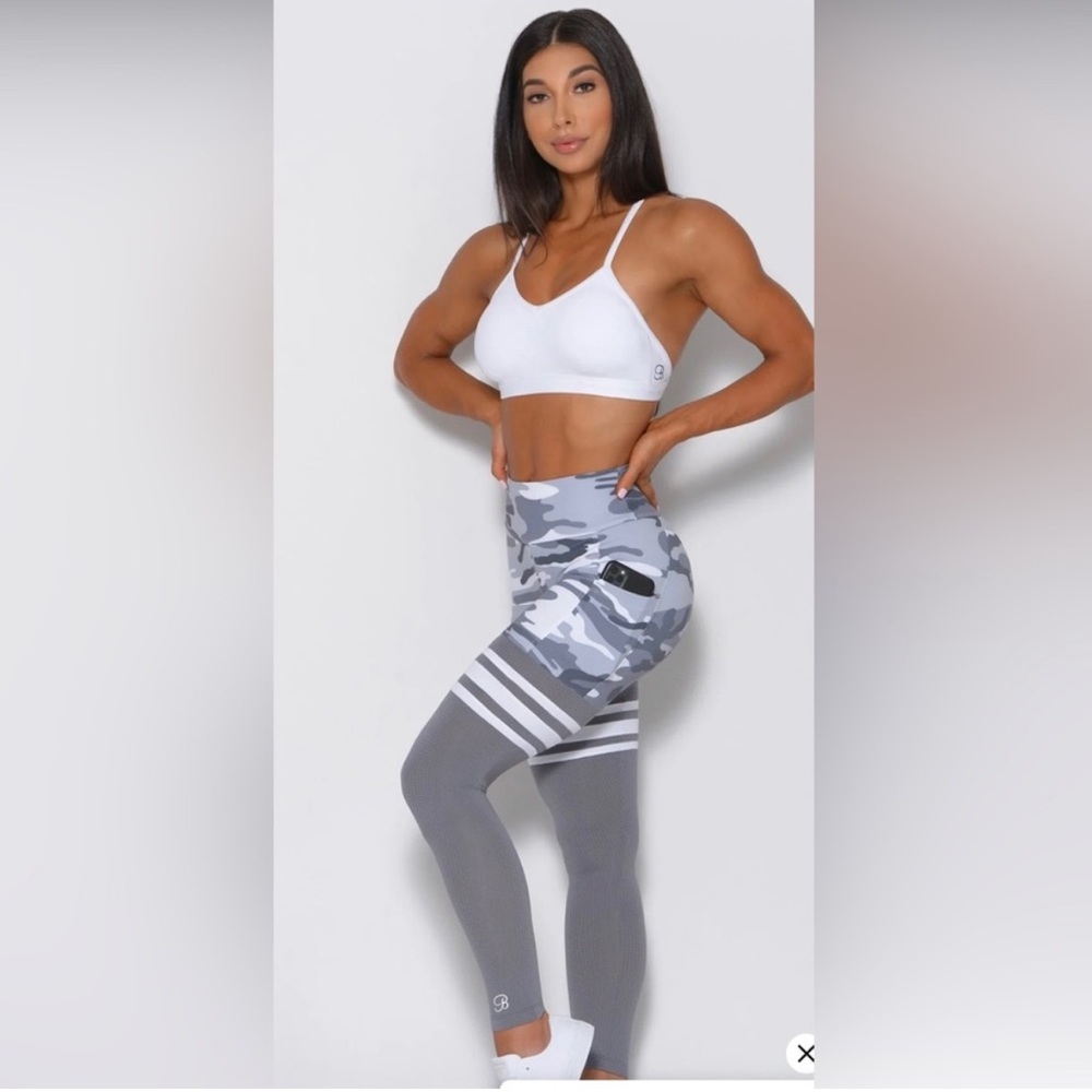 NWT Bombshell Sportswear Camo Print Leggings - Picture 2 of 11